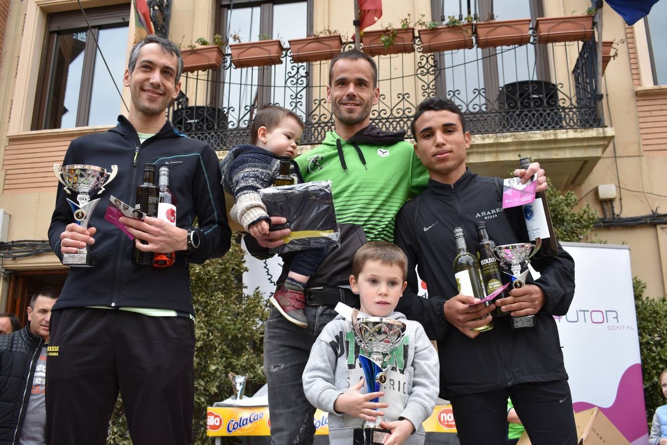 Fotos: XIV carrera popular Enoturismo de Aldeanueva de Ebro (adultos)