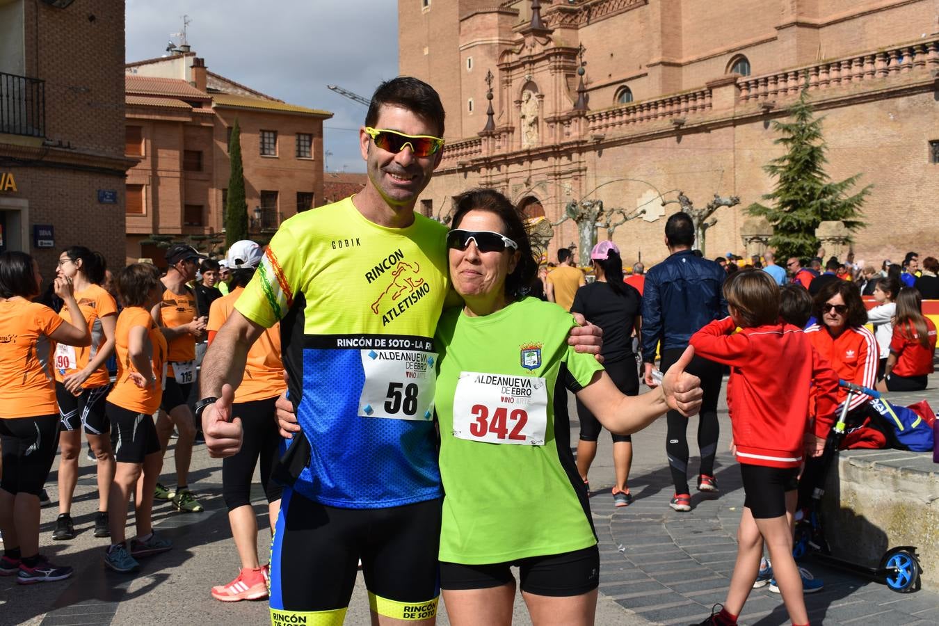 Fotos: XIV carrera popular Enoturismo de Aldeanueva de Ebro (adultos)