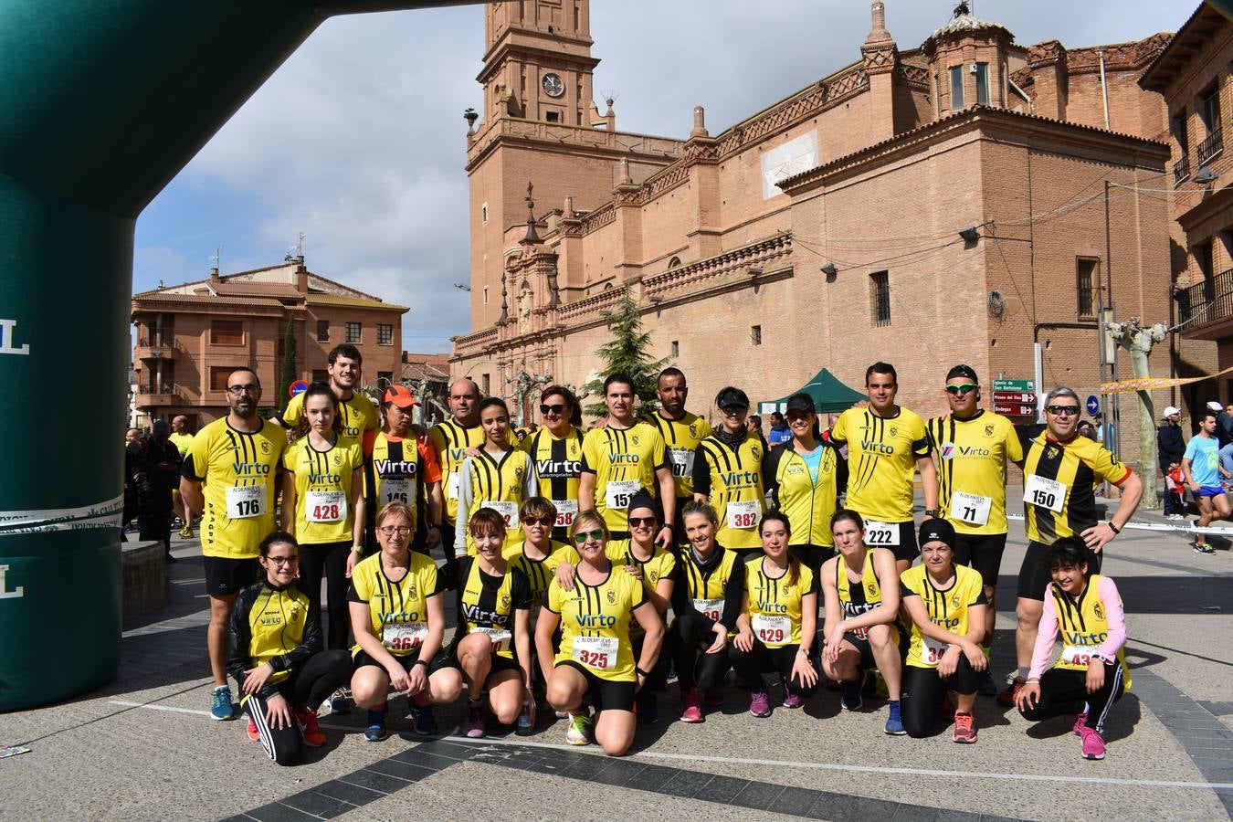 Fotos: XIV carrera popular Enoturismo de Aldeanueva de Ebro (adultos)