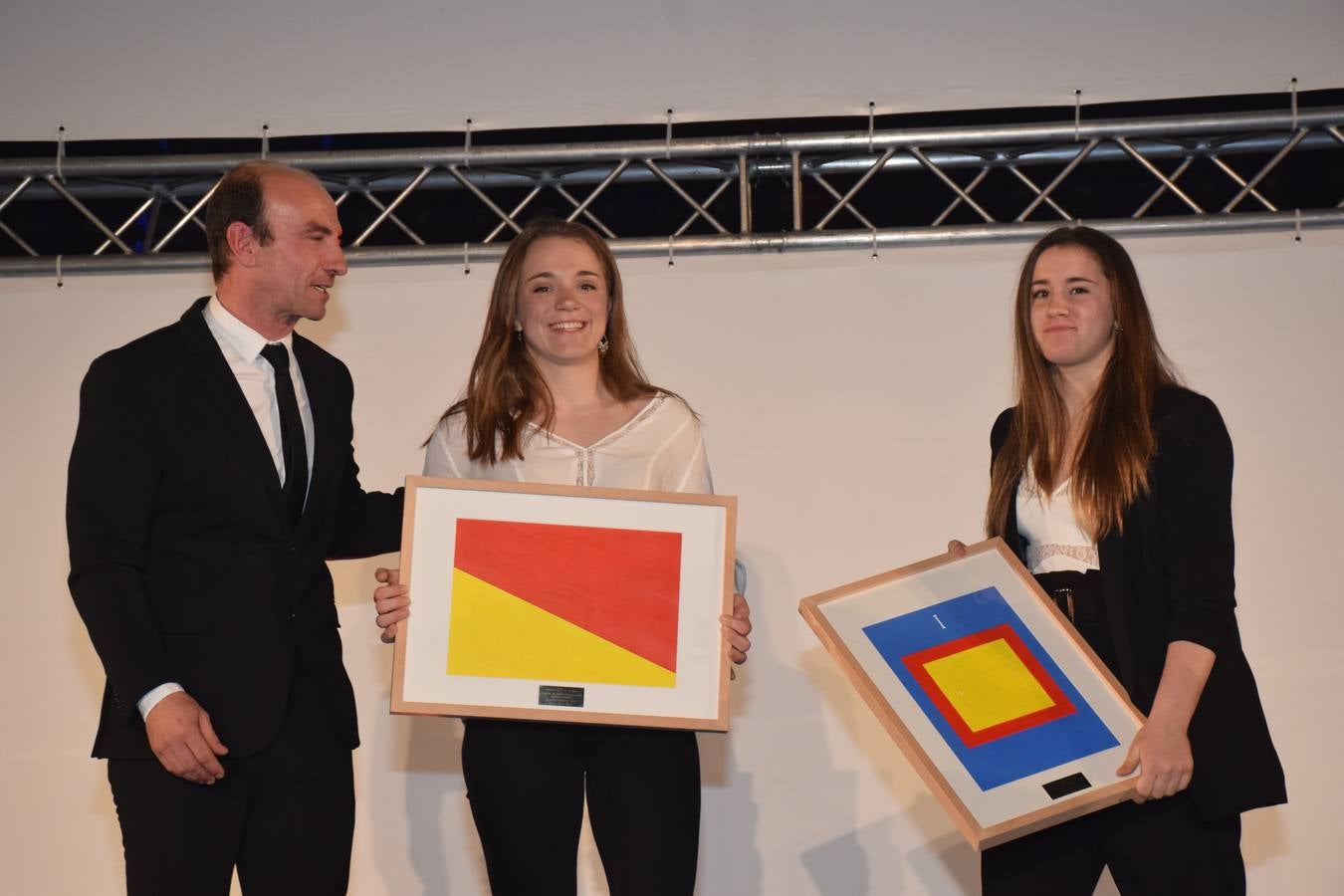 Emoción en la entrega de premios a los mejores deportiistas riojanos.