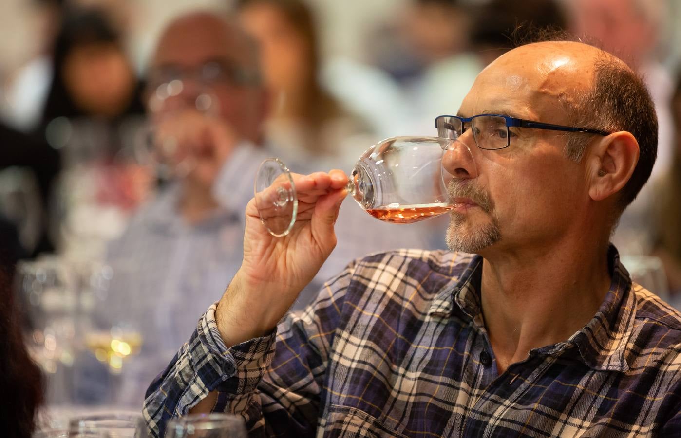 Esperanza Elías, enóloga de Rioja Vega, presentó los nuevos vinos de la bodega de Viana.