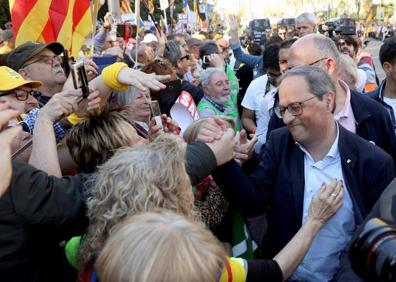 Imagen secundaria 1 - Distintos momentos de la manifestación.