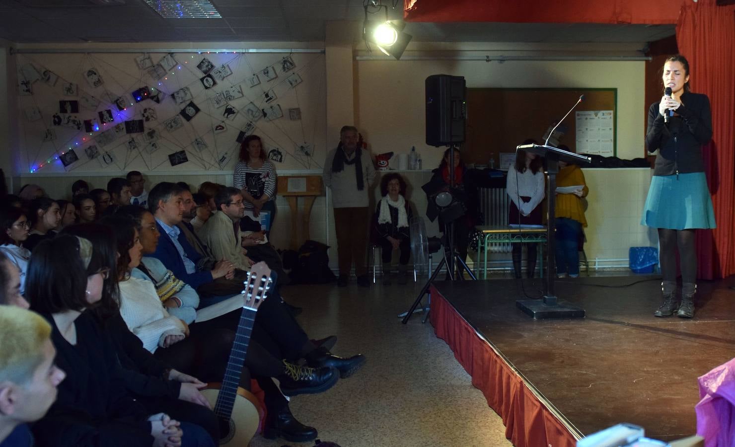 Fotos: el Maratón Poético bajo el lema &#039;La música de la palabra en imágenes&#039;. En el IES Batalla de Clavijo