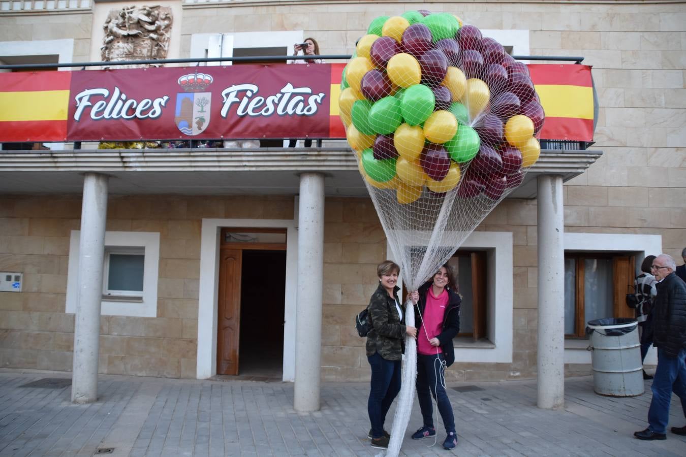 Fotos: El Villar de Arnedo lanza el chupinazo de las fiestas de la Virgen de la Anunciación