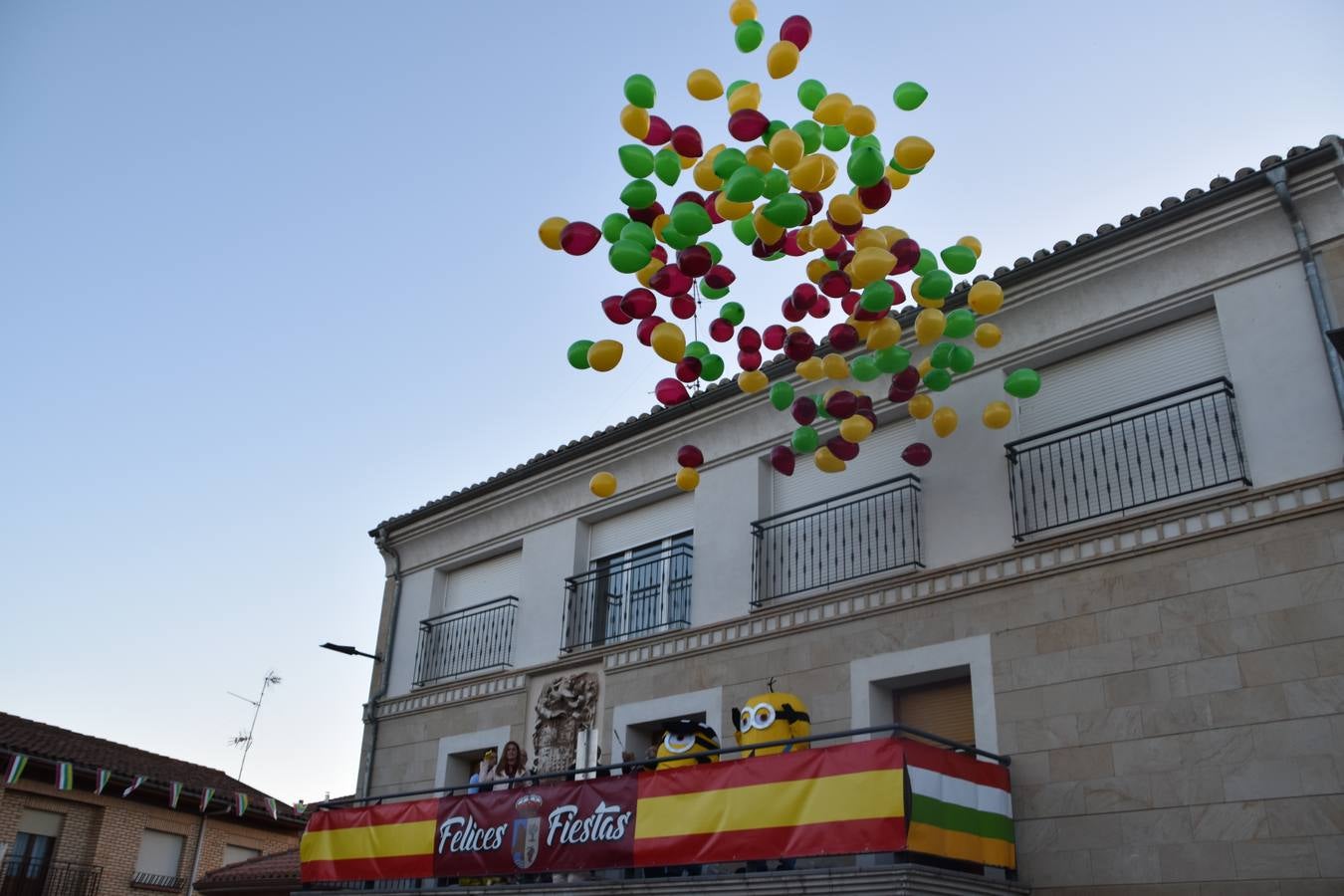 Fotos: El Villar de Arnedo lanza el chupinazo de las fiestas de la Virgen de la Anunciación
