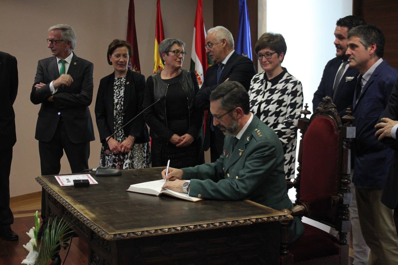 El Ayuntamiento de Alfaro nombra hijo predilecto al coronel José Antonio Iglesias Pollo