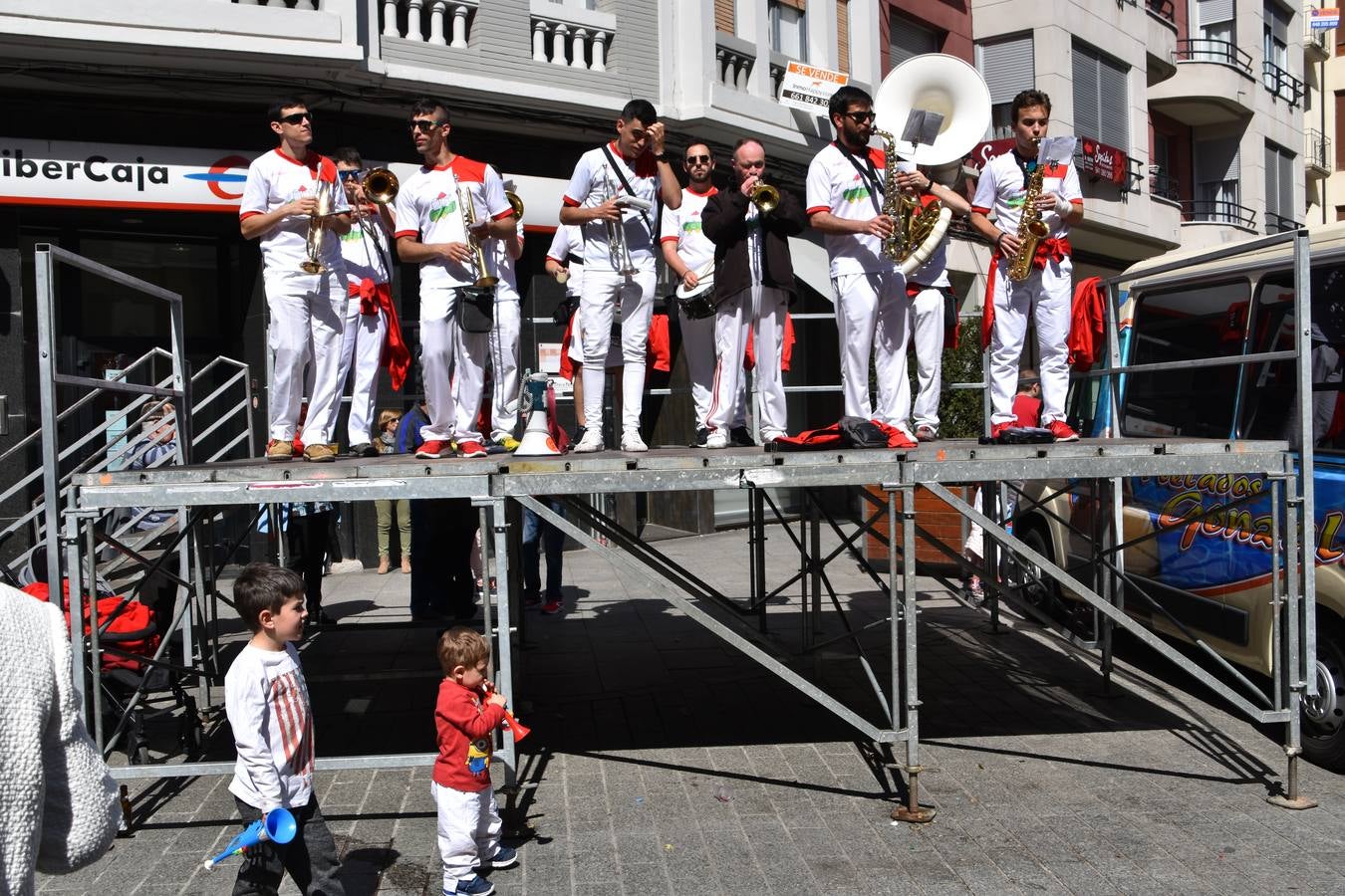 Imágenes de los actos celebrados el sábado por la mañana