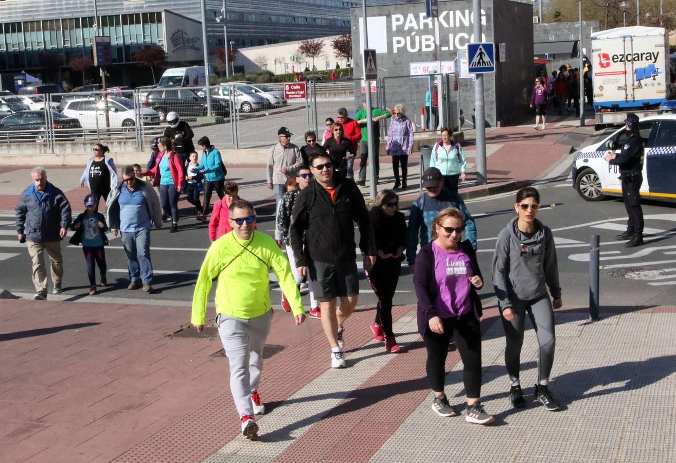 Organizados por la Consejería de Salud, que ha transcurrido por la pasarela nueva sobre el Iregua, con un recorrido de 8,8 kilómetros