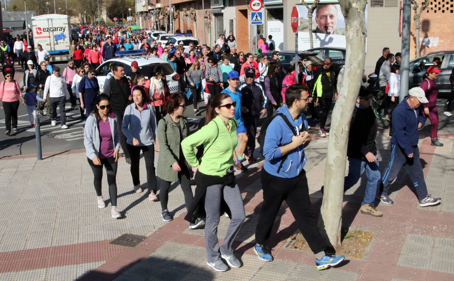 Organizados por la Consejería de Salud, que ha transcurrido por la pasarela nueva sobre el Iregua, con un recorrido de 8,8 kilómetros