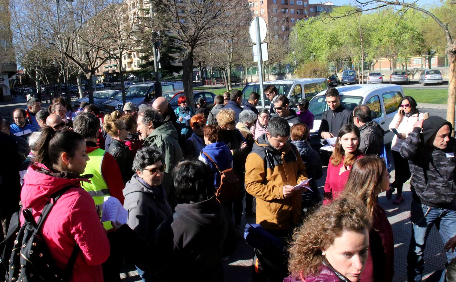 Fotos: Paseo Saludable por el barrio de Madre de Dios y San José de Logroño