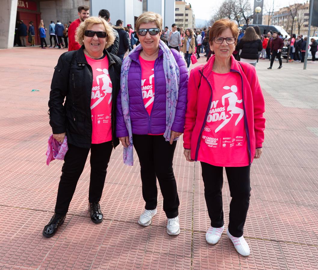 Fotos: Las Gaunas se tiñe de rosa