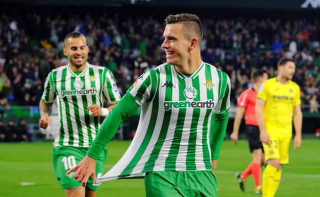 El Betis sigue en la pelea por Europa y mantiene al Villarreal en descenso