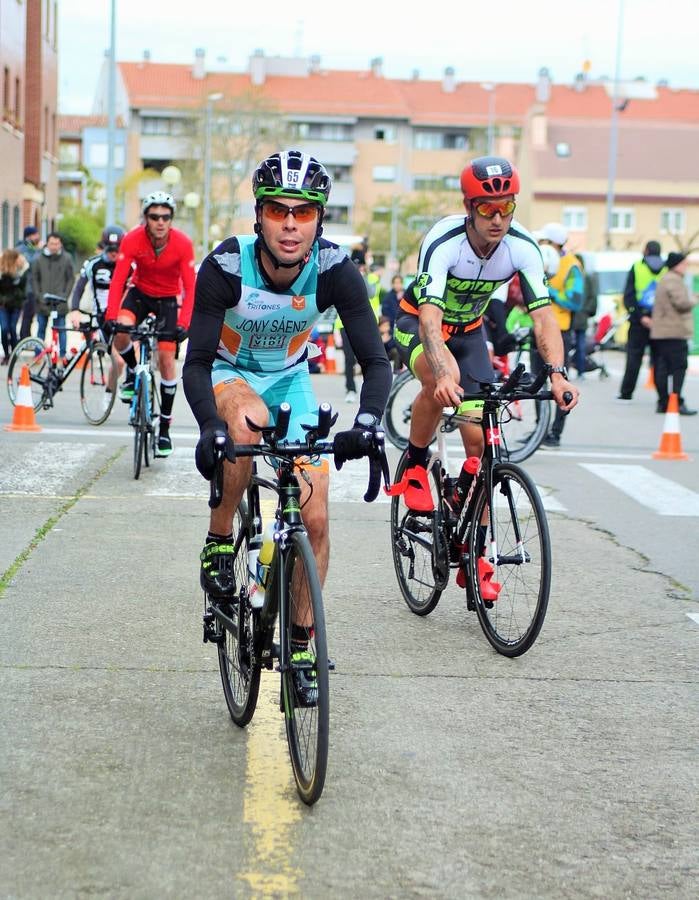 Más de 200 deportistas participaron en el duatlón de Santo Domingo