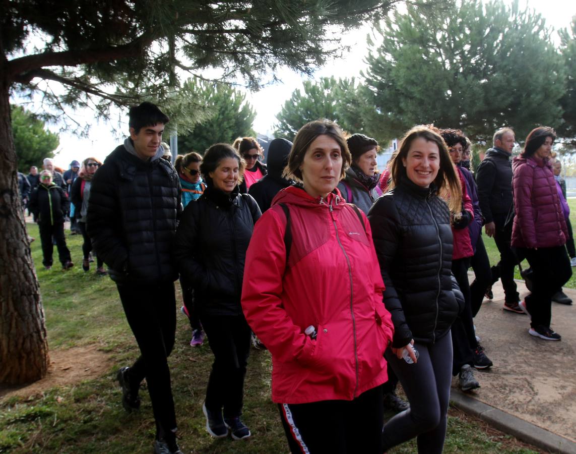 Más de 900 personas han participado este domingo en el segundo Paseo Saludable de esta edición, que ha coincidido con la celebración del Día Mundial de la Salud.