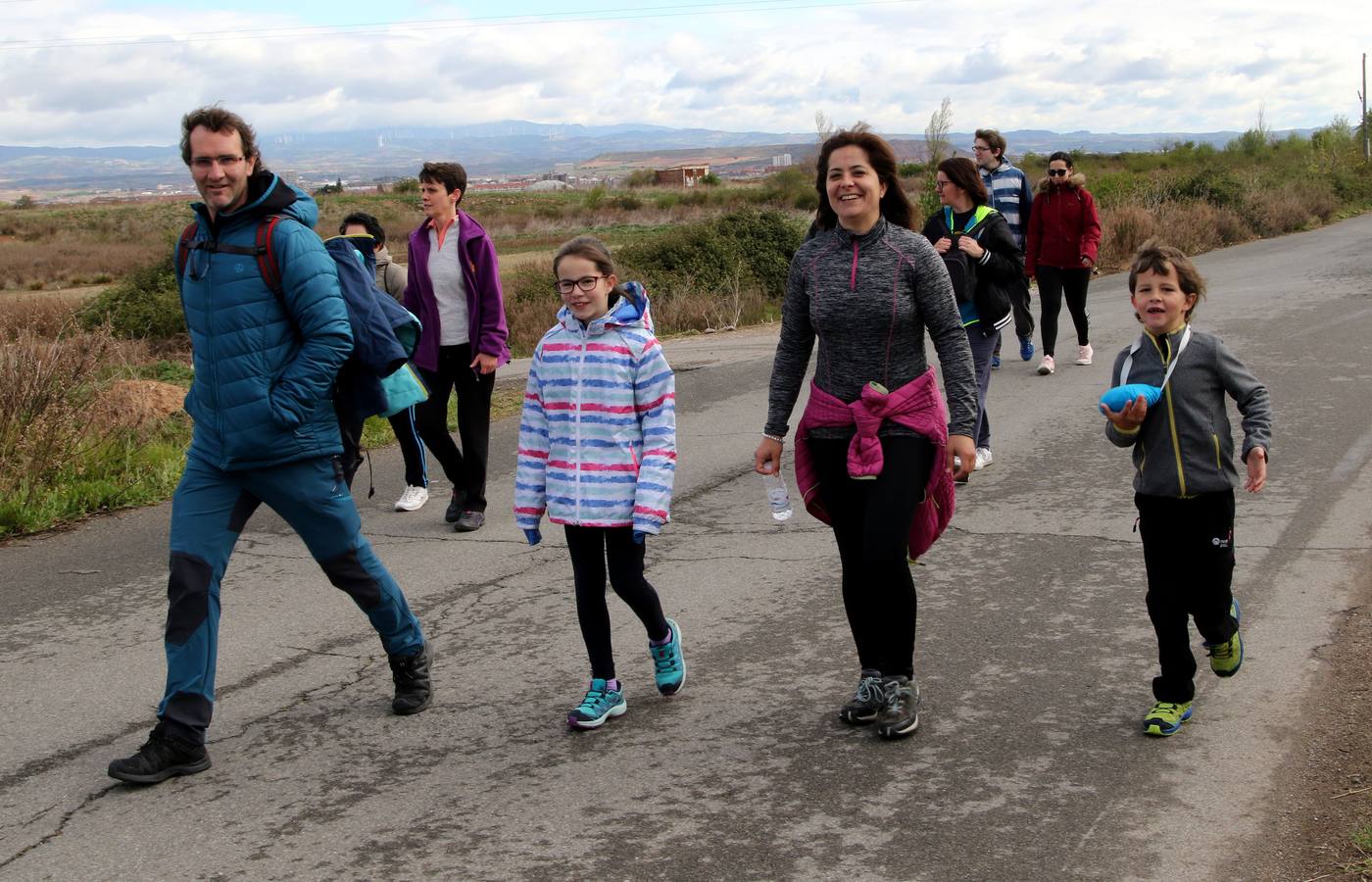 Más de 900 personas han participado este domingo en el segundo Paseo Saludable de esta edición, que ha coincidido con la celebración del Día Mundial de la Salud.