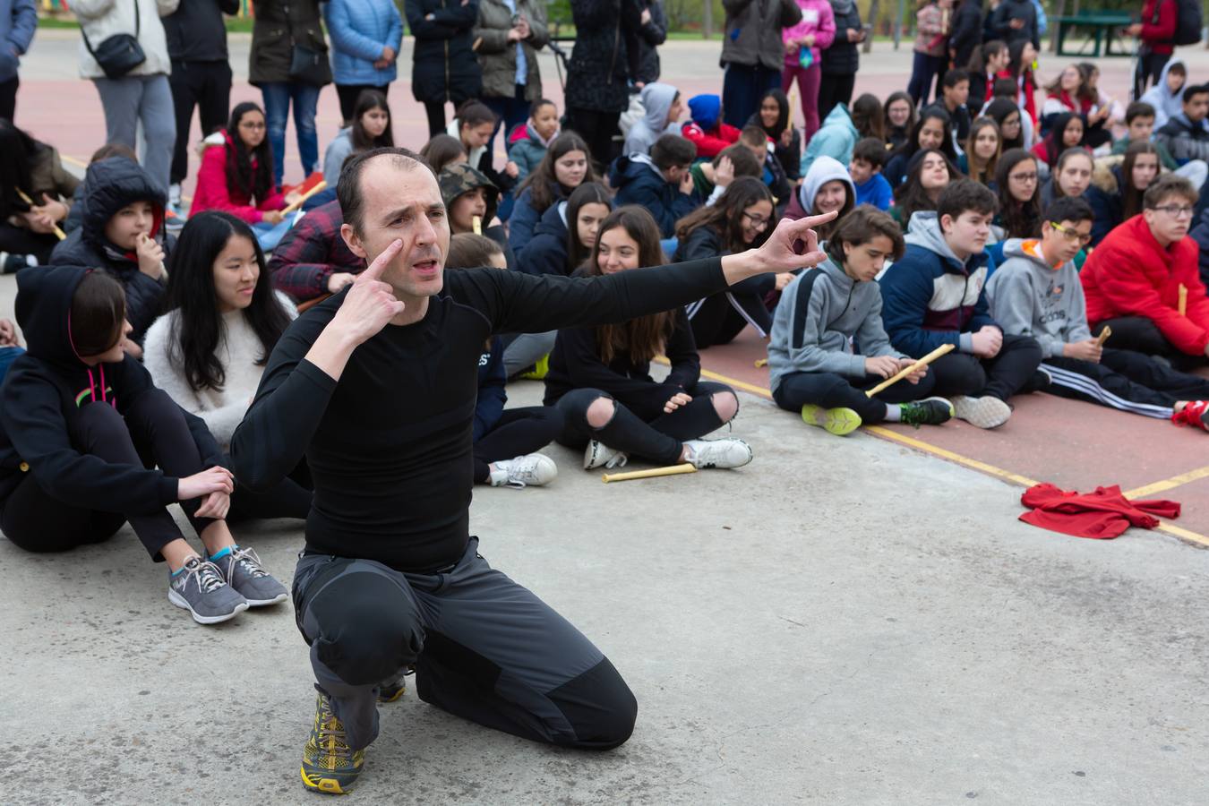 Fotos: Escolares riojanos celebran Musiqueando en el parque San Miguel de Logroño