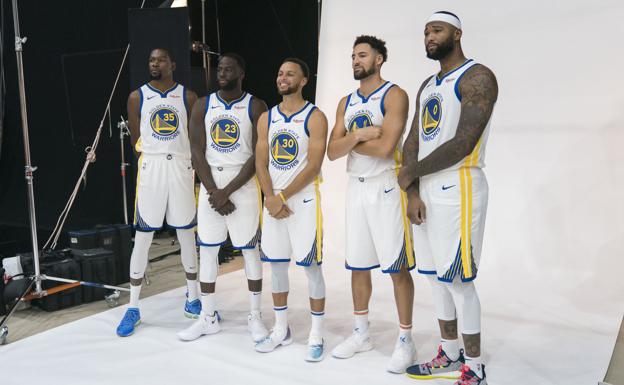 Los Warriors defenderán el título y a la vez trataran de conseguir el 'three-peat'.