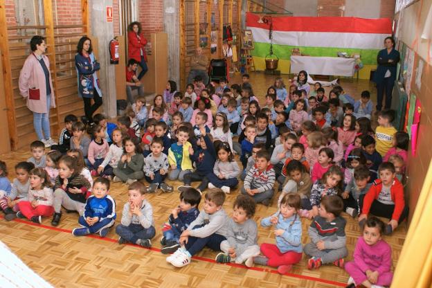 Semana cultural en el colegio San Fernando