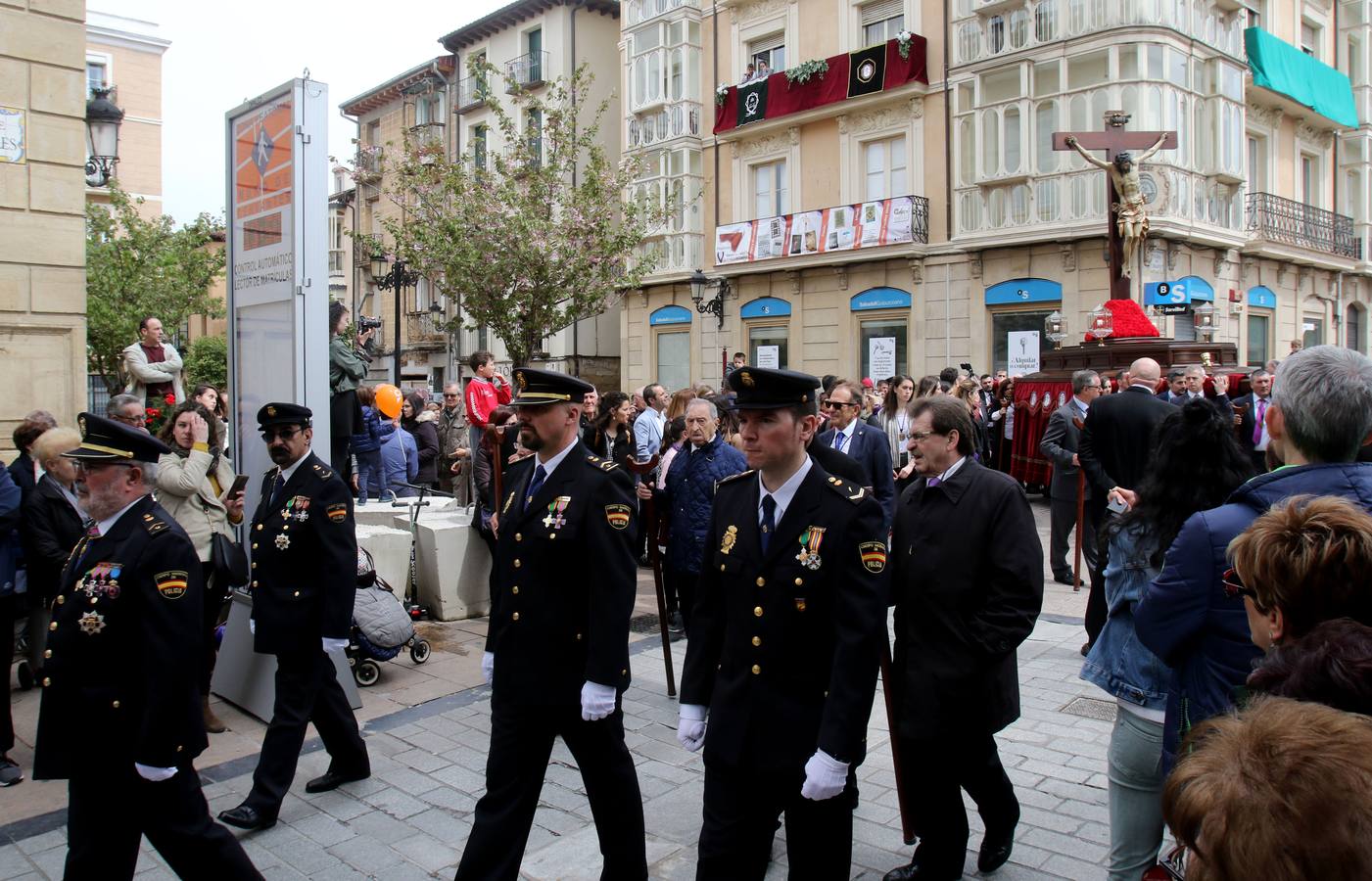 Fotos: Vía Crucis y traslado del Santo Cristo de las Ánimas de Logroño