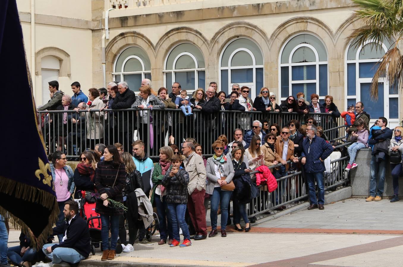 Fotos: Vía Crucis y traslado del Santo Cristo de las Ánimas de Logroño