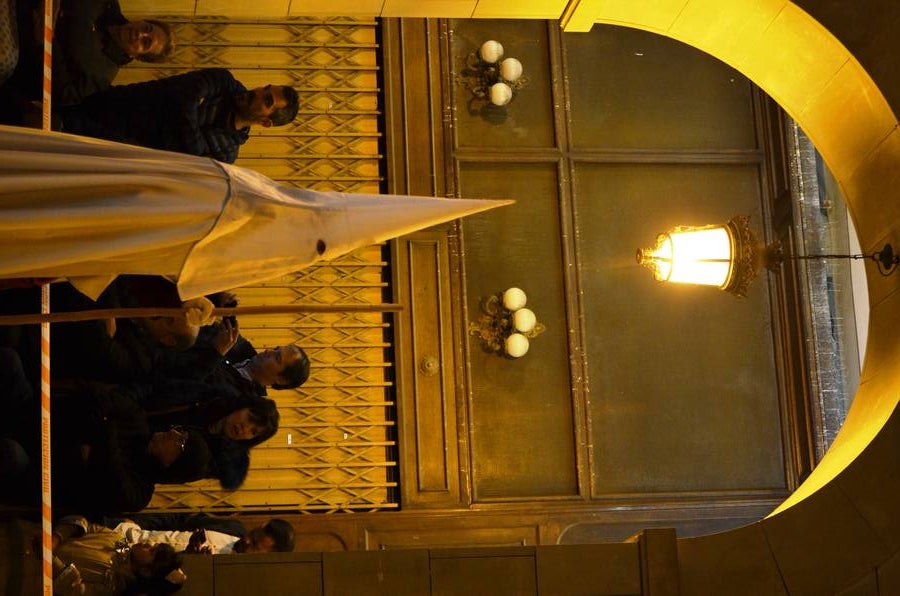 16 pasos de la cofradía de la Vera Cruz participiaron en la procesión.