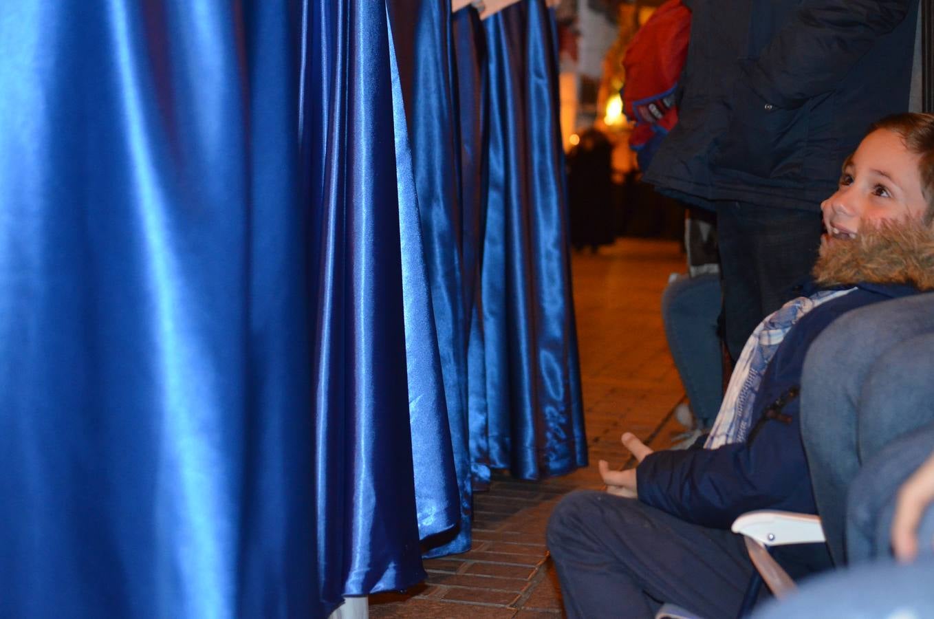 16 pasos de la cofradía de la Vera Cruz participiaron en la procesión.