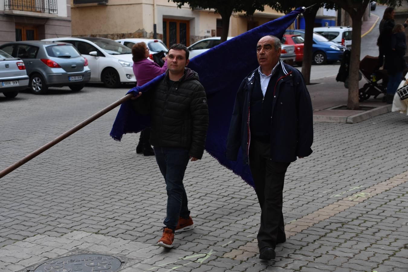 Fotos: Procesión del Santo Entierro en Cervera