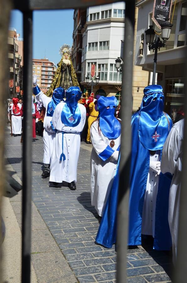 Fotos: Procesión de la Soledad de María en Calahorra