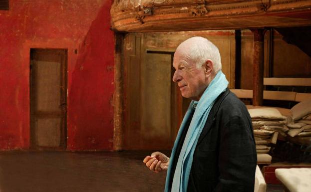 El dramaturgo Peter Brook.