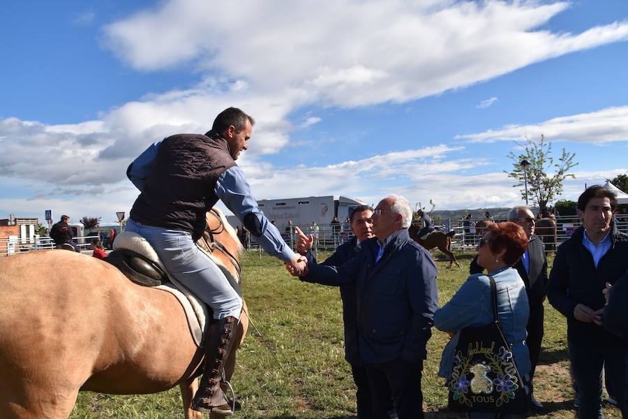 Ceniceros felicita a los rinconeros por mantener la celebración de la Feria de Ganado Equino hasta nuestros días