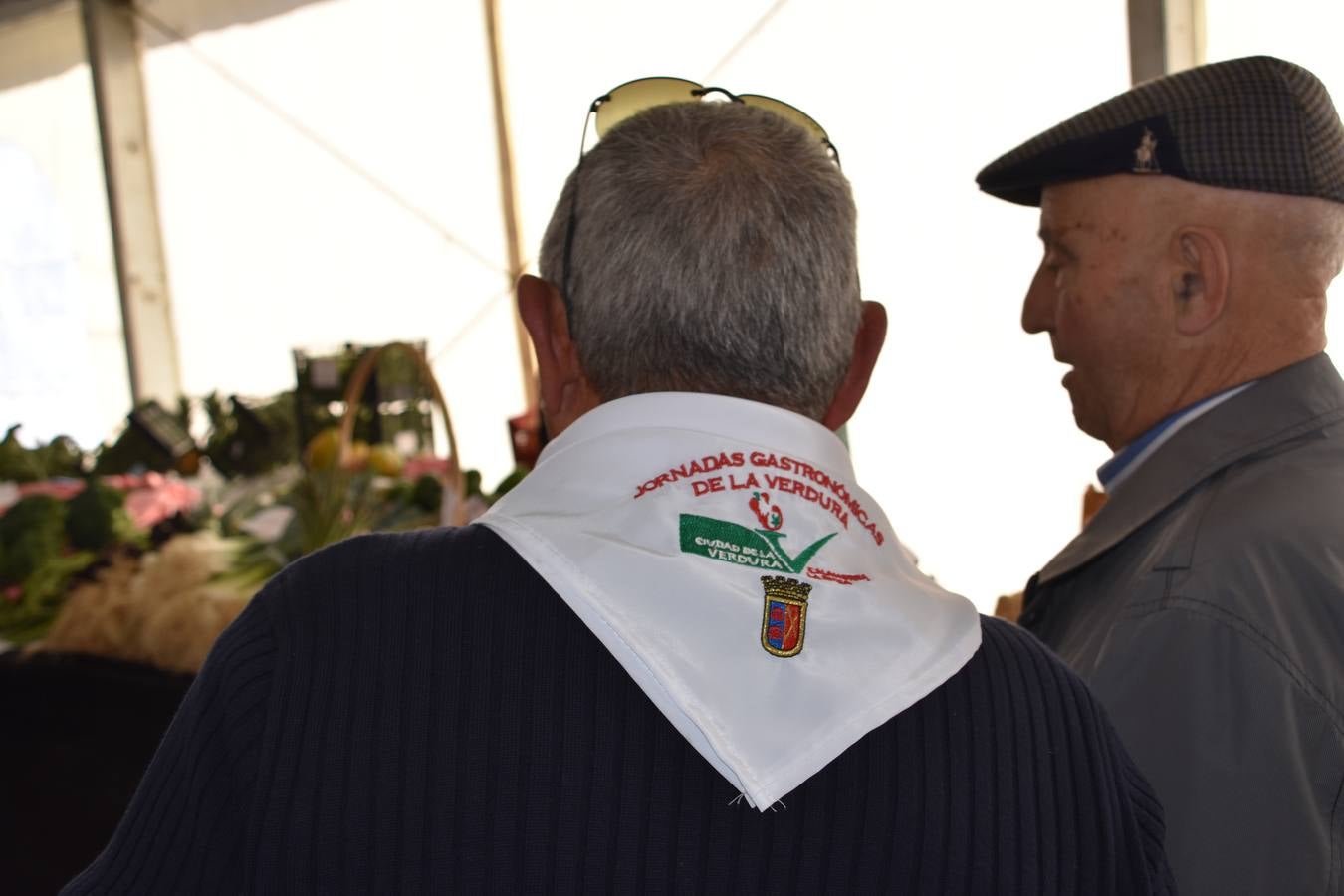 Veintidós expositores participan en el mercado, además de diferentes actividades en el aparcamiento del Silo 