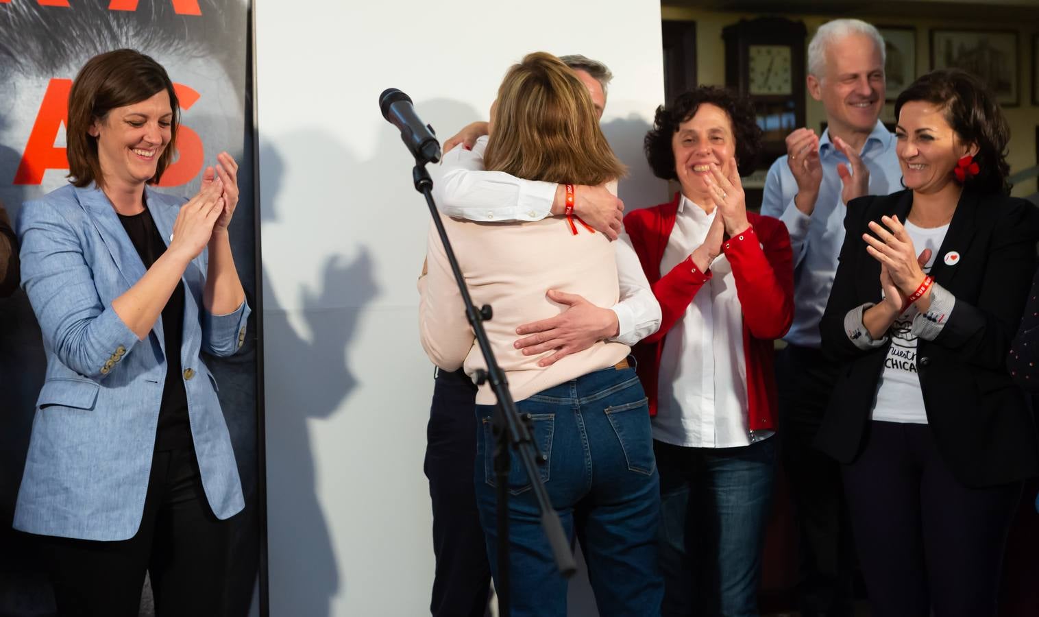 Los socialistas celebraronlos buenos resultados obtenidos 