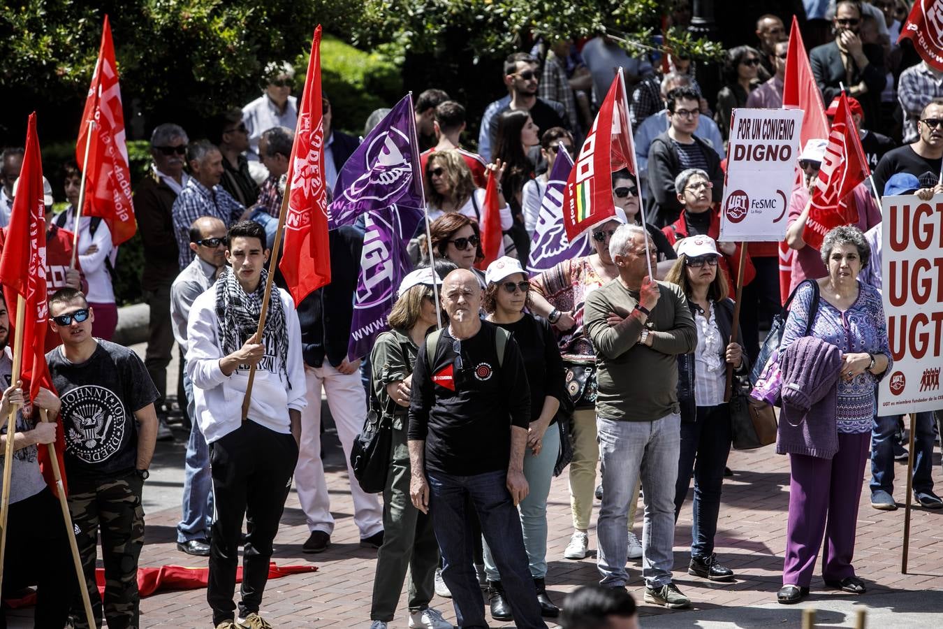 Las centrales mayoritarias logran reunir a entre 4.000 y 5.000 personas en la tradicional movilización del Día del Trabajo