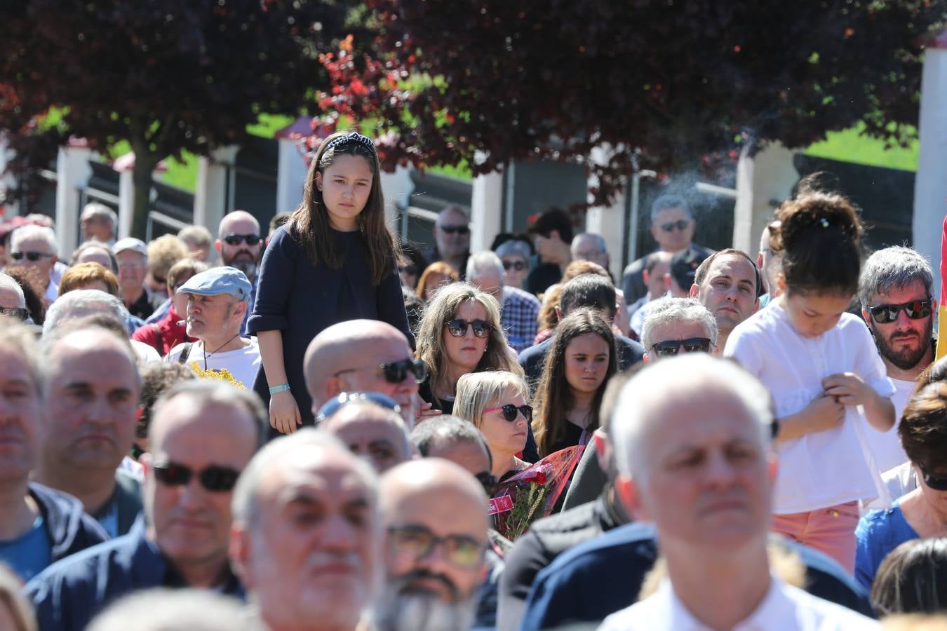 En el acto de hoy han participado, junto a los miembros de la asociación, representantes de sindicatos y partidos políticos