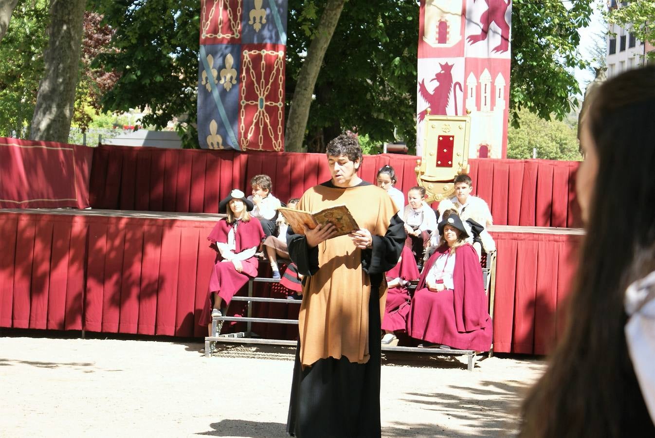 Fotos: Pregón del Primero de mayo y la aclamación de Fernando III el Santo en Nájera