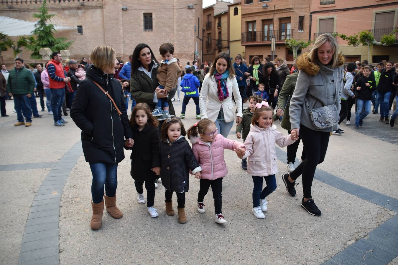 Fotos: Aldeanueva de Ebro comienza las fiestas de la Juventud