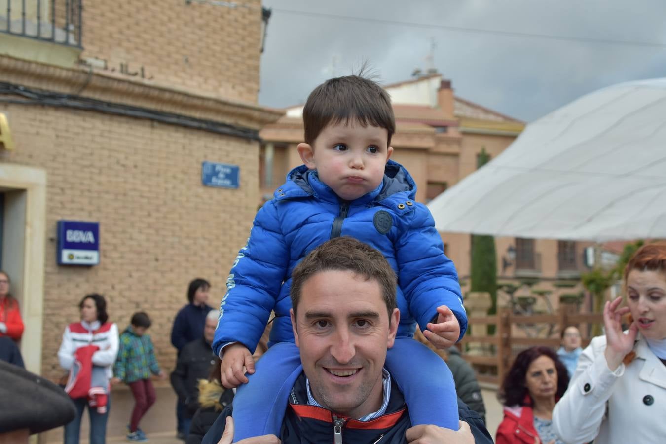 Fotos: Aldeanueva de Ebro comienza las fiestas de la Juventud