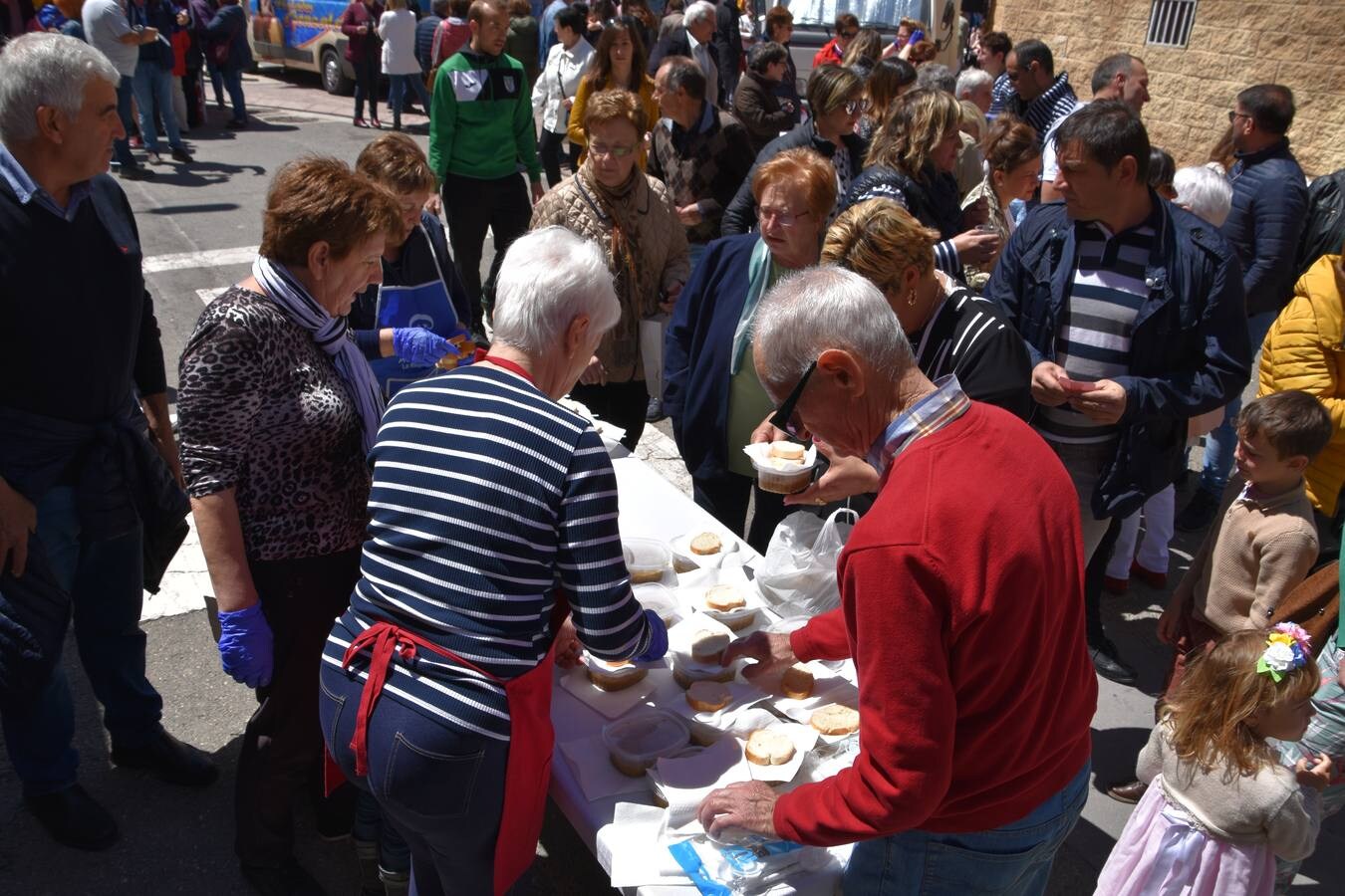 Concurso de calderetas de champiñones y setas y feria intercultural de Pradejón (feria Fungitur 2019).