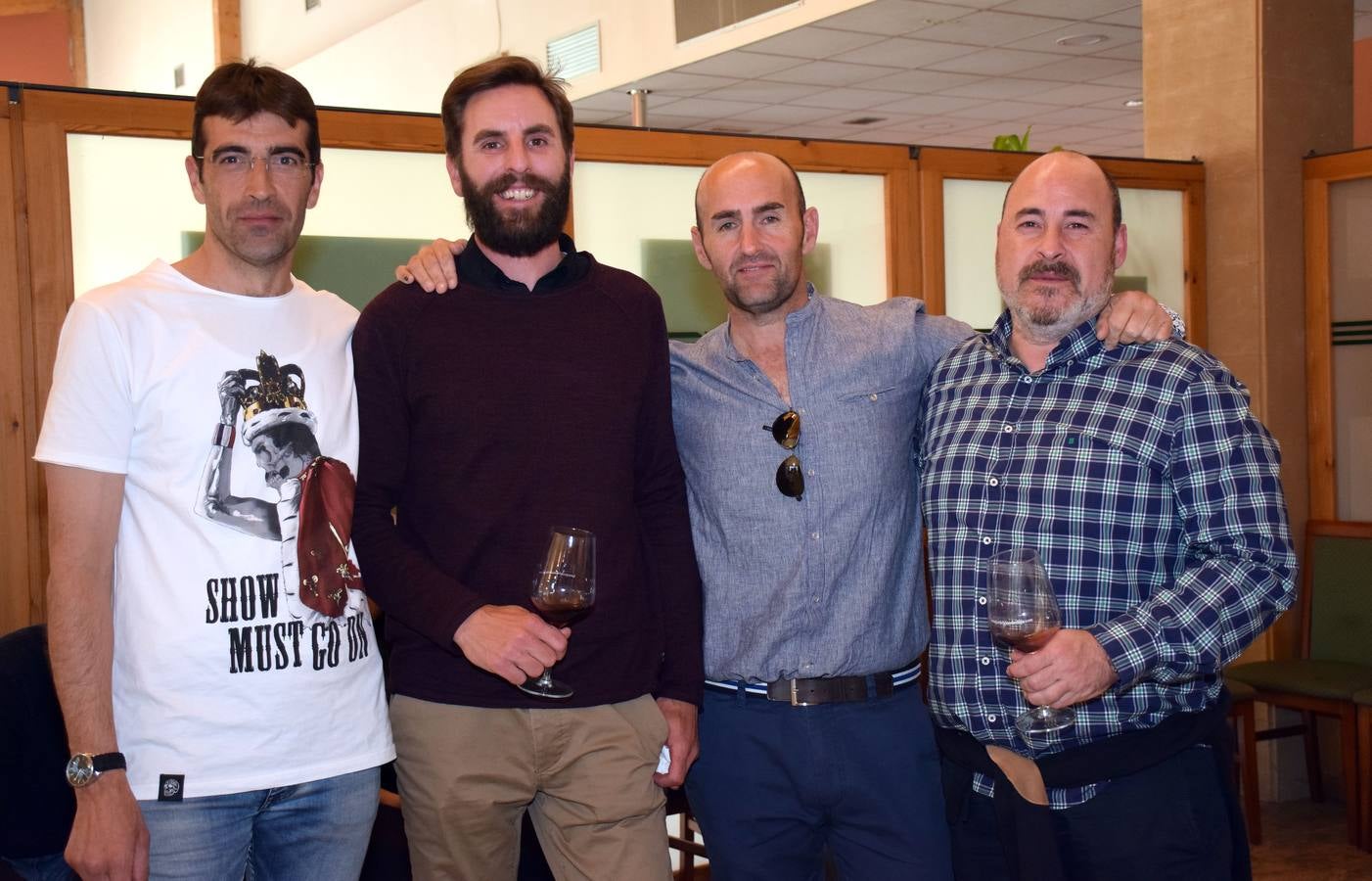 Los participantes en el Torneo Finca Valpiedra, de la Liga de Golf y Vino, disfrutaron de una cata de vinos de la bodega.