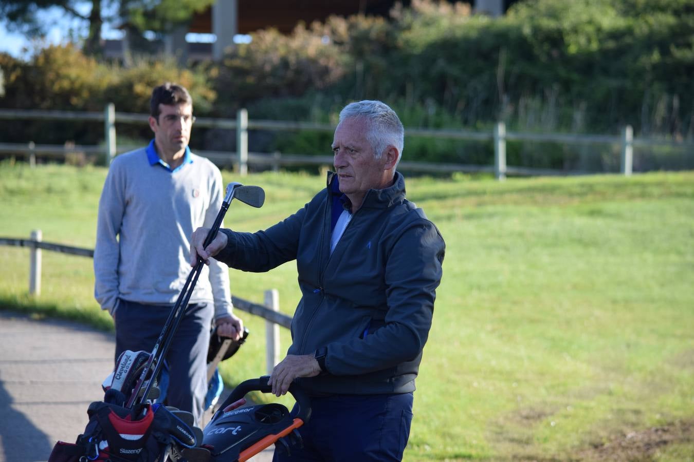 Los jugadores disfrutaron de una estupenda jornada de golf.