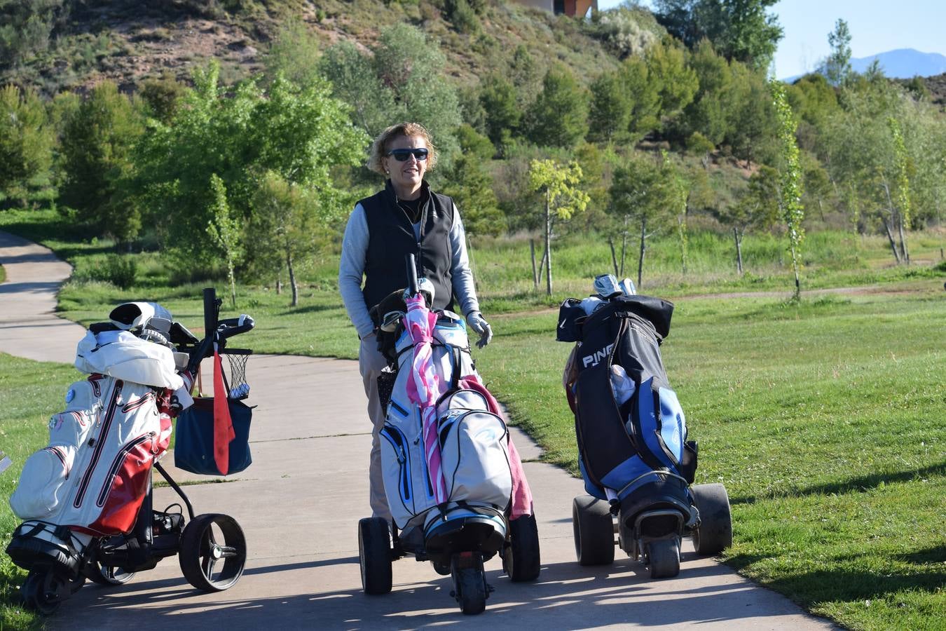 Los jugadores disfrutaron de una estupenda jornada de golf.