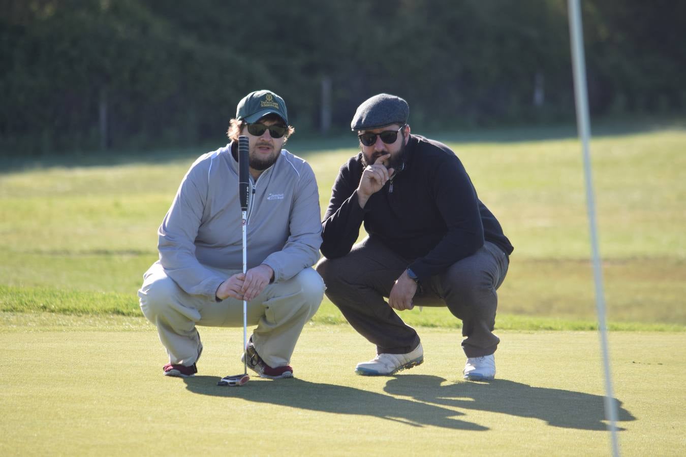 Los jugadores disfrutaron de una estupenda jornada de golf.