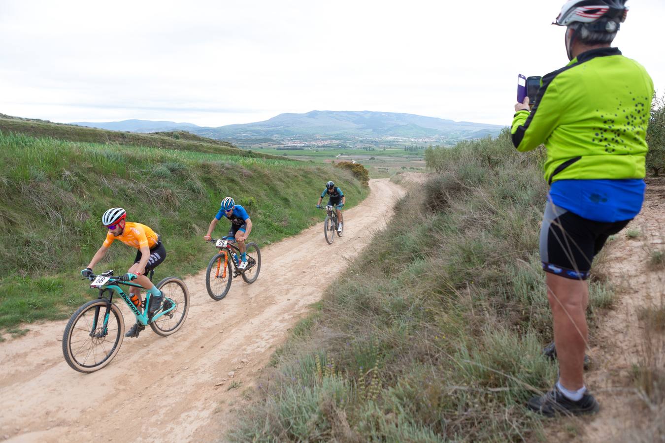 Fotos: Primera etapa de La Rioja Bike Race: La carrera