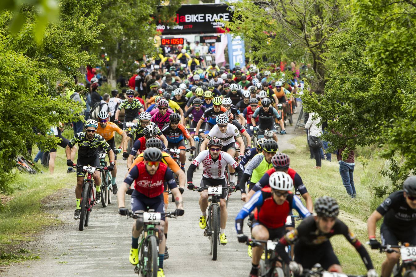 Fotos: Primera etapa de La Rioja Bike Race: La salida