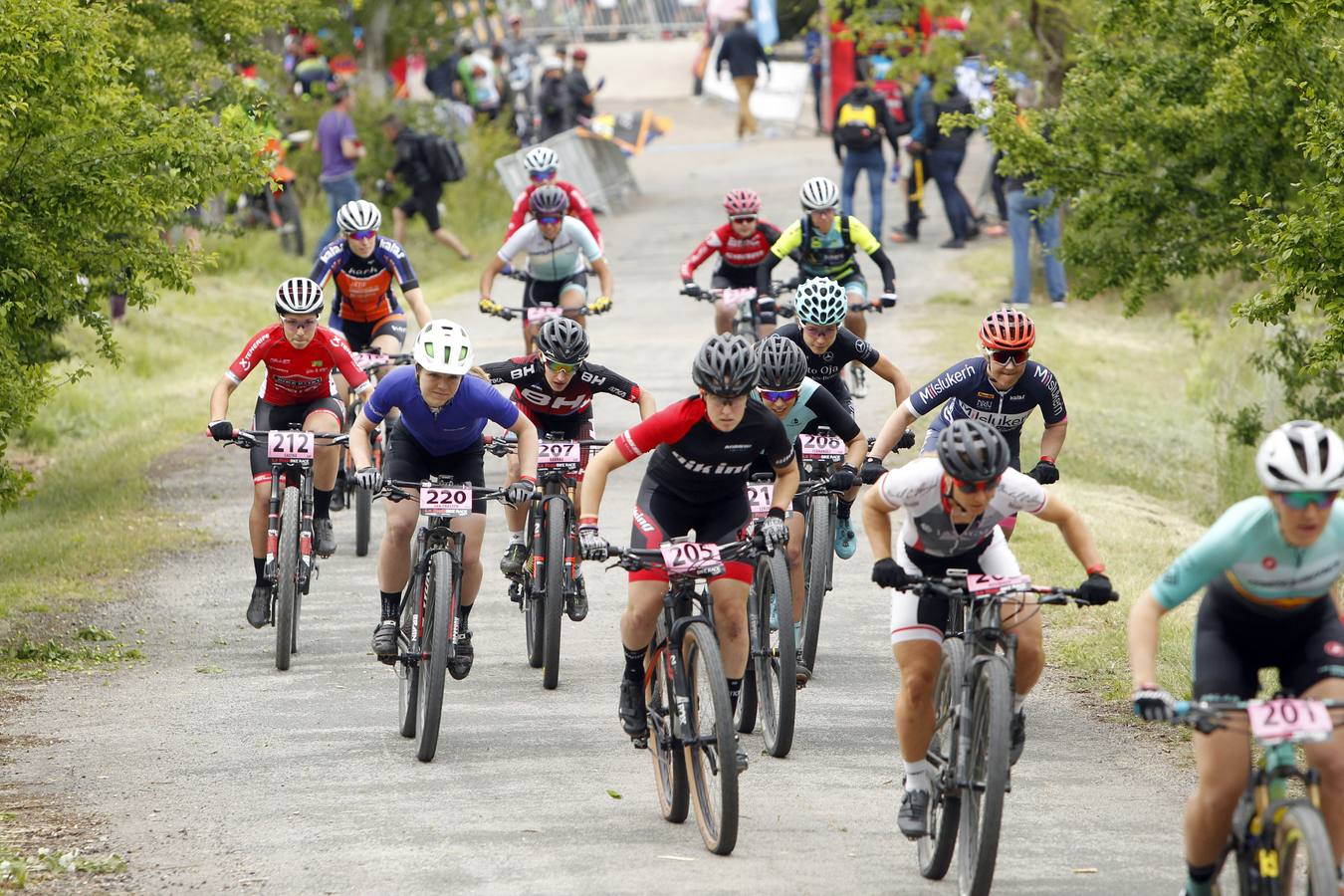 Fotos: Primera etapa de La Rioja Bike Race: La salida