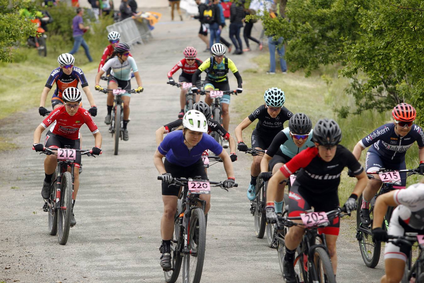 Fotos: Primera etapa de La Rioja Bike Race: La salida