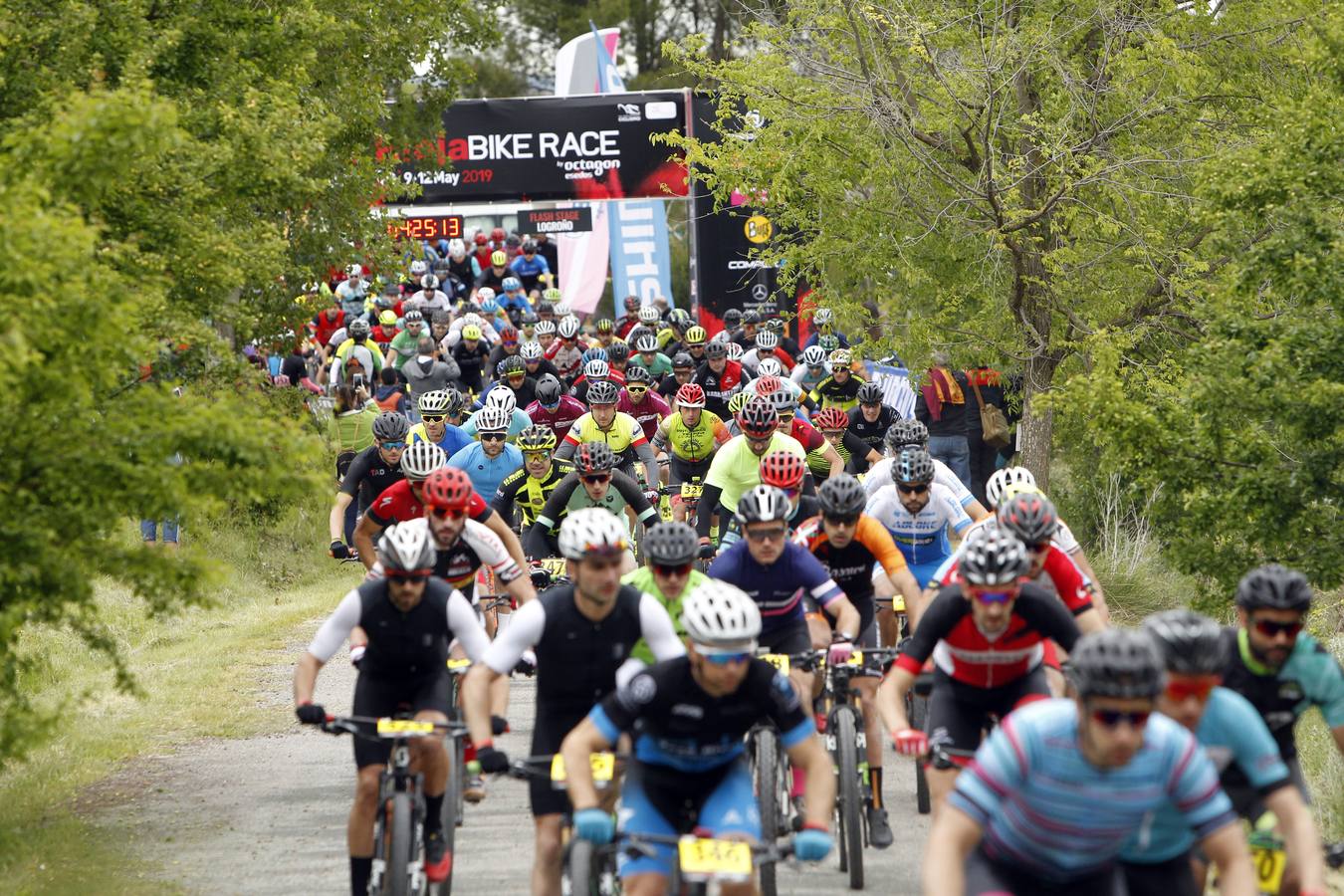 Fotos: Primera etapa de La Rioja Bike Race: La salida