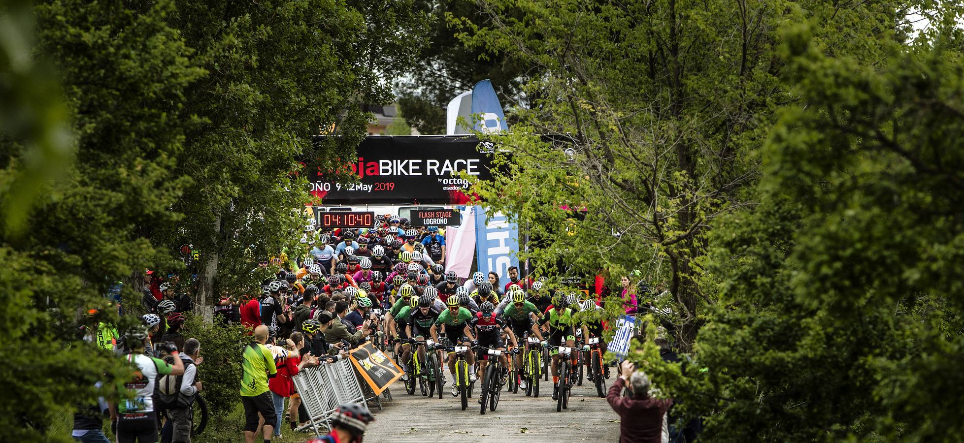 Fotos: Primera etapa de La Rioja Bike Race: La salida