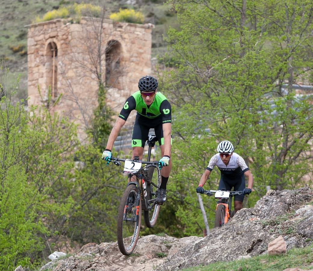 Fotos: Segunda etapa de La Rioja Bike Race (I)