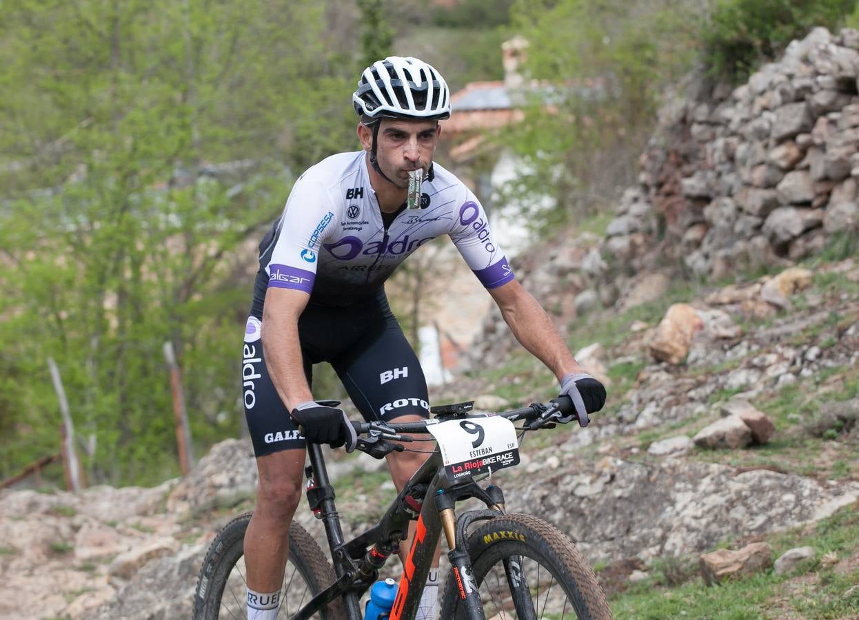 Fotos: Segunda etapa de La Rioja Bike Race (I)